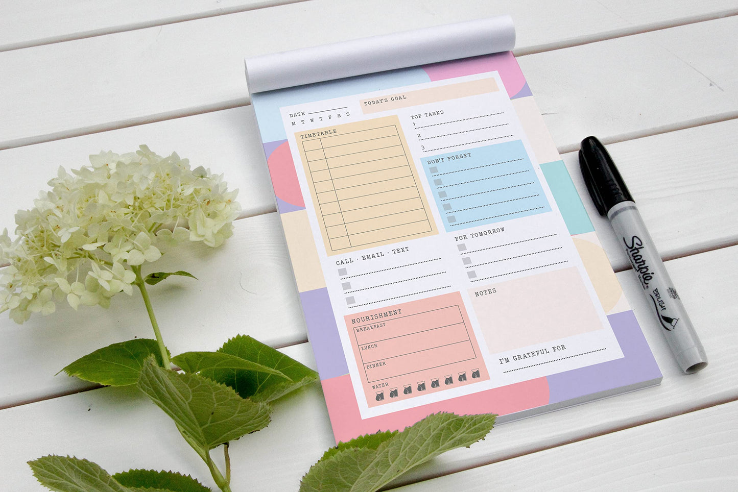To Do List Pad by Giftinghouse - Daily Planner Notepad With 52 Luxury Tear Off Sheets - Desk Organiser, Productivity and Meal Planner for Work & Office